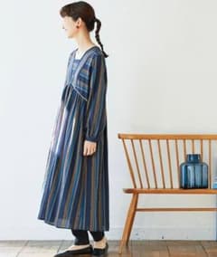 大人なストライプワンラピースのサムネイル