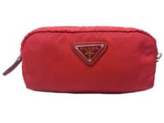プラダ（PRADA）ナイロンポーチ 化粧ポーチ ロッソ 小物入れ トラベル