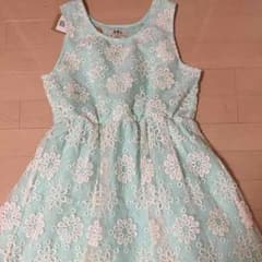 いいねのみ不要!!新品タグ付き☆GRL花柄レースワンピースのサムネイル