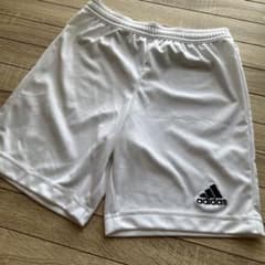 adidas ホワイト ショートパンツのサムネイル