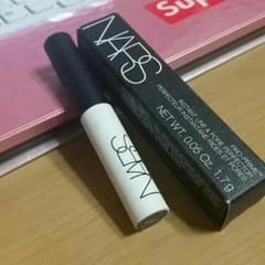 NARS  メーキャップベースのサムネイル