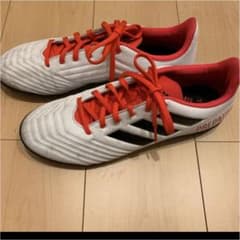 adidas Predator フットサルシューズのサムネイル