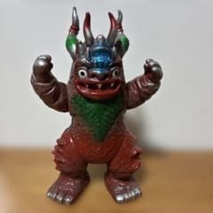 赤*ん様 ウルトラマン 怪獣 ソフビ フィギュア　ミクラス 赤*ん様 ウルトラマン 怪獣 ソフビ フィギュア ミクラス - メルカリ