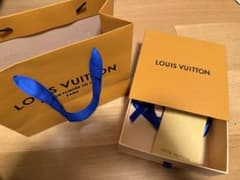 LOUIS VUITTON ギフトボックス ショップ袋 セット　空箱のサムネイル