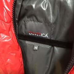 DUVETICA ダウンベスト 赤のサムネイル