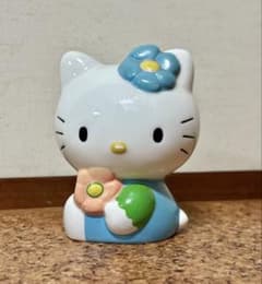 レア】キティちゃん 貯金箱 陶器 レトロ ハローキティ サンリオ - メルカリ