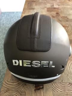 DIESELのハーフヘルメットです。のサムネイル