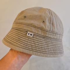 ENDS and MEANS バケットハット ベージュ Lサイズのサムネイル