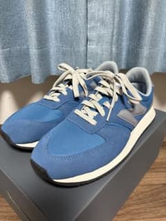 New Balance ブルー スニーカー　27.0cmのサムネイル