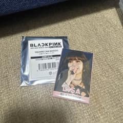 BLACKPINK リサ　缶バッジのサムネイル