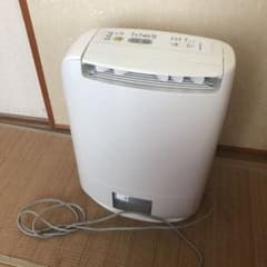 最終値下げ！パナソニック 除湿機　F-YZP60 2017年製のサムネイル