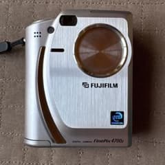 FUJIFILM FinePix 4700z 本体のみ - メルカリ
