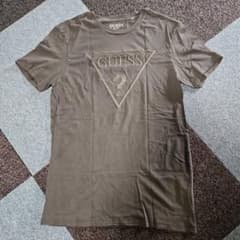 GUESS オリーブ色 Tシャツ Mのサムネイル