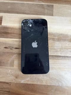 Apple iPhone 12 64GBブラック 本体のサムネイル
