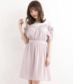 マジェスティックレゴン　ワンピース　肩出しのサムネイル