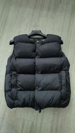 DUVETICA ブラックダウンベスト 48 DUVETICA ブラック ダウンベスト 48 - メルカリ