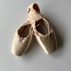 BLOCH AXIOM トゥシューズ 4.5Xのサムネイル