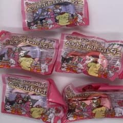 ③ 伊藤園　天然ミネラル麦茶　サンリオペットボトルホルダーのサムネイル