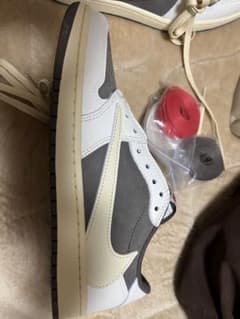 jordan1 low Travis Scott reverse mochaのサムネイル