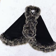 未使用級】REGINA ROMANTICOファーマントポンチョ カシミヤFOX - メルカリ