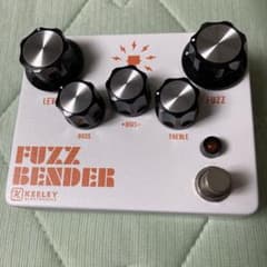 煉獄杏寿郎様専用　FUZZ BENDERのサムネイル