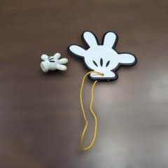 Mitch Key Mouse Hand-shaped name tag & figure