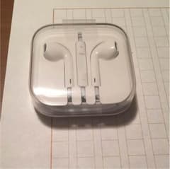アップル 純正イヤホンのサムネイル