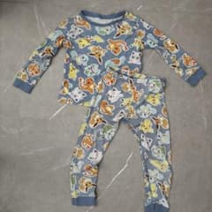 H&M ポケモン パジャマ 4-6yのサムネイル