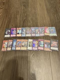 ピ*︎様 遊戯王 まとめ売りのサムネイル