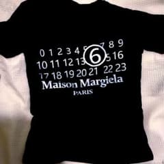 ステッチデザイン　モード　Tシャツ ブラック【新品未使用】のサムネイル