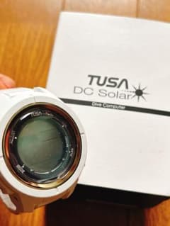 【Cocoさまご専用】TUSA DC Solar ダイブコンピュータのサムネイル