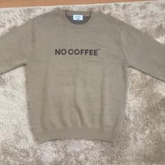 NO COFFEE ベージュ クルーネックセーターのサムネイル