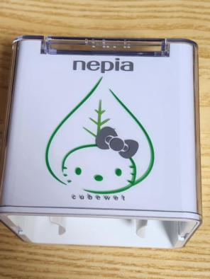 nepia ハローキティのサムネイル
