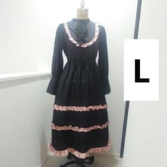 きゅるりんってしてみて 環やね コラボ ワンピース 黒×ピンク ゴスロリのサムネイル