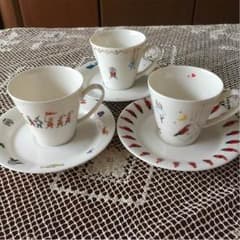 千趣会 コーヒーカップ3客のサムネイル