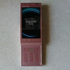 AQUOS PHONE IS14SHのサムネイル