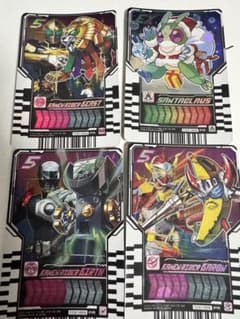 仮面ライダーのサムネイル