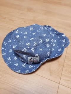 ミキハウス　日除けつき帽子のサムネイル