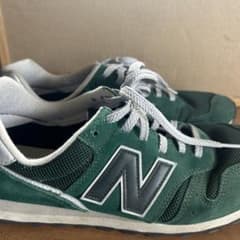 New Balance 373グリーンスニーカーのサムネイル