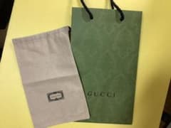 GUCCIショップ袋のサムネイル