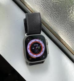 【お値下げしました】Apple Watch Ultraのサムネイル