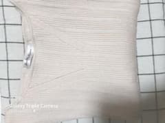 ベージュトップス長袖のサムネイル
