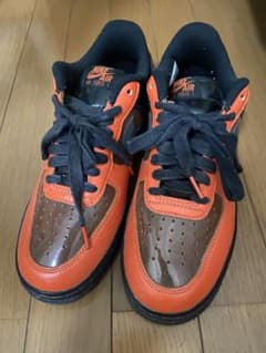 NIKE AIRFORCE1のサムネイル