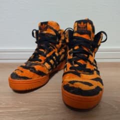 adidas × Jeremy Scott TIGER スニーカー 尻尾 - メルカリ