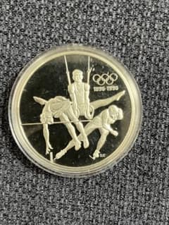 1992年カナダ発行 IOC100周年記念 15ドル銀貨です。のサムネイル