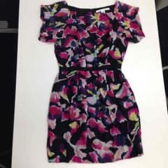 訳あり ♡DVF フローラル模様ワンピース♡のサムネイル