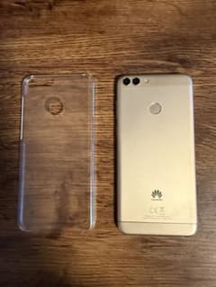 チ*ン様 HUAWEI nova lite 2 32GB FIG-LA1 ゴールのサムネイル
