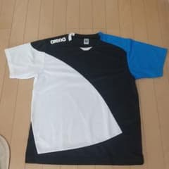 arena アリーナ Tシャツのサムネイル