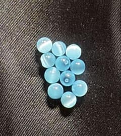 ラウンドキャッツアイ　両穴　4mm アクアマリン　65個のサムネイル
