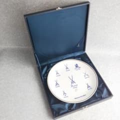 【中古・美品】MEISSEN マイセン 飾り皿 275周年 歴代マイセン双剣マ… 中古・美品】MEISSEN マイセン 飾り皿 275周年 歴代マイセン双剣